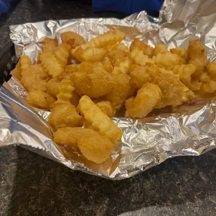 Popcorn shrimp and fries