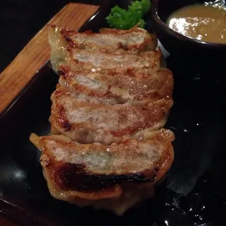 Gyoza