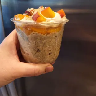 Peaches and cream overnight oats