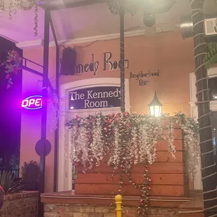 the entrance to the kennedy room