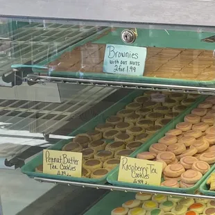 Delicious Peanut Butter Tea Cookies!  (11/23/2022)