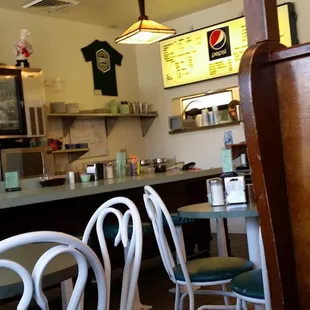 Lunch time at the oldest bbq in canton