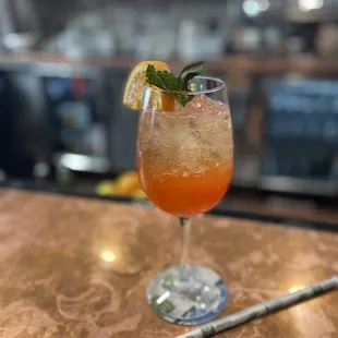 Resting spritz face - meh