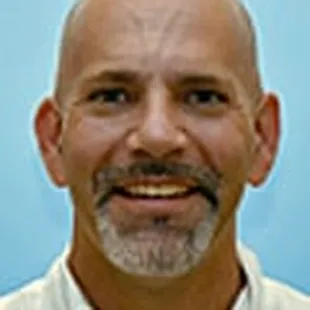 Kenneth A. Murachanian, MD
Internist