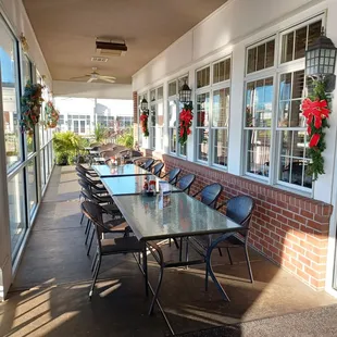 More veranda seating at Kennsington Grille.