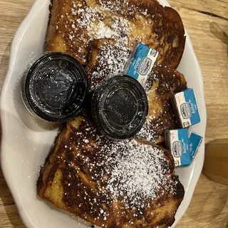 Challah French Toast w/ Syrup & Butter