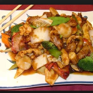 I love how they cook the sauce!!