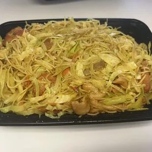 Singapore Rice Noodle (Shrimp, Pork &amp; Chicken)