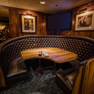 The Lounge at Keno's Restaurant in Anaheim Hills.