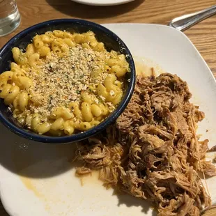 Green Chile Mac and cheese with pulled pork app