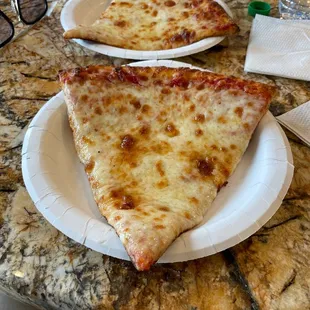 2 slice pizza lunch special