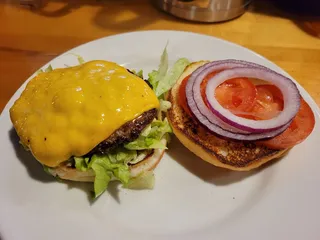 Broadway Grill & Brewery