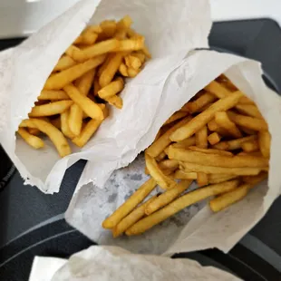 These fries reminds me of the ones from the old school Diners in Kalihi...