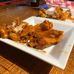 a plate of buffalo wings