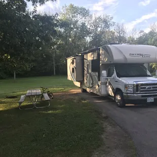 Plenty of space with a picnic table.