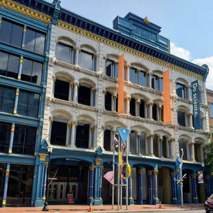 Facade for Kentucky Science Center