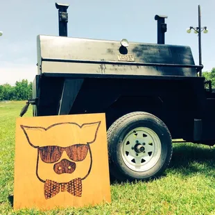 Craft BBQ smoked low &apos;n slow over Hickory.