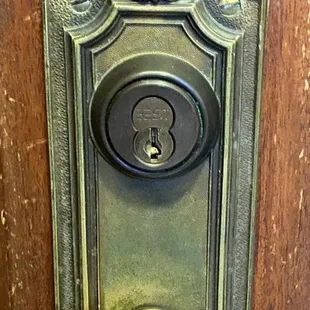 Treasure hunt -- find the emblems with two men shaking hands.