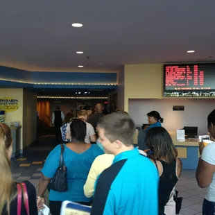 Long line at 6:15 for a 7:30 showing