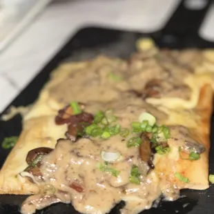 Mushroom flatbread