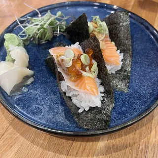 Salmon Uni Taco