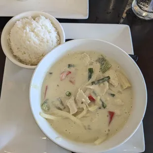 Green curry with chicken.