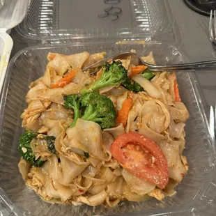 Pad kee mao with chicken