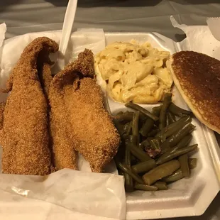 Fabulous catfish with green beans and the best mac &amp; cheese I&apos;ve ever had. That&apos;s cornbread off to the right. Excellent!