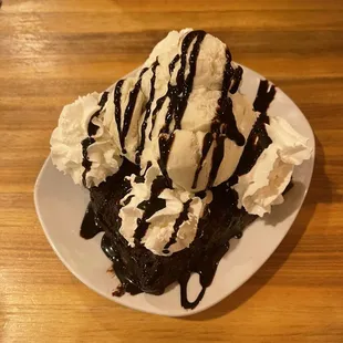 Brownie Sundae