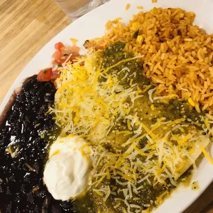 a plate of mexican food