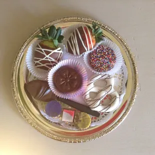 Chocolate Covered Strawberries, pretzels, Oreo cookies and more!