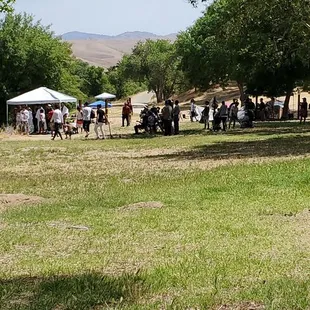 Day users flooding the campground in the morning. They set up tents on people's campsites.