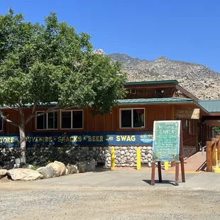 Check in building