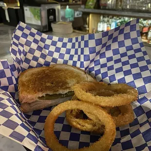 Turkey melt w/ Ortega