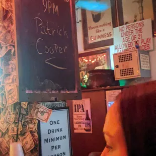 Free live music every night