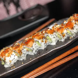 Spicy Salmon Roll