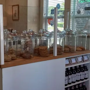 Wonderful apothecary jars for each cookie, brownie, blondie and amazing tempting treat.