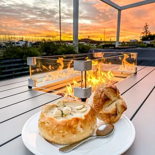 Fireside dining in the harbor