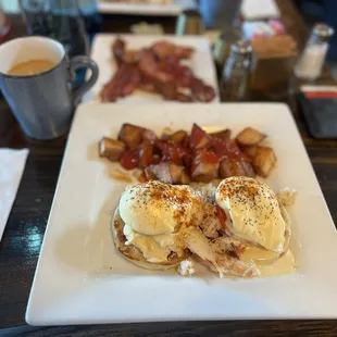 Crab Benedict