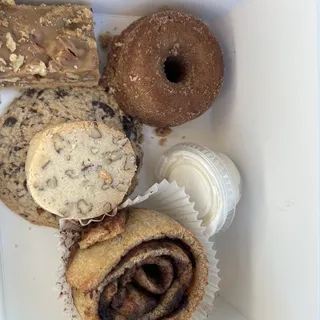 Keto Pecan Shortbread Cookie