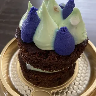 Chocolate Pistachio Cake