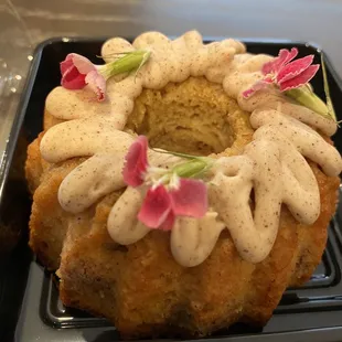 Cinnamon Roll Bundt Cake