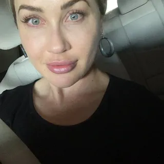 Rhiannon S.