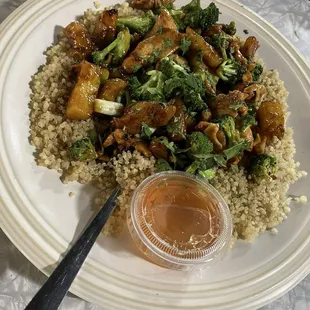 Pineapple Cashew Chicken Bowls