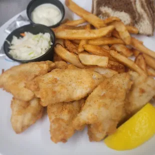 We wouldnt be a Wisconsin Supper Club without haveing a weekly friday fish fry!