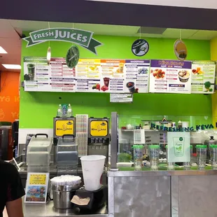 the front counter of the blend station