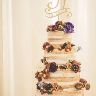 a three tiered wedding cake