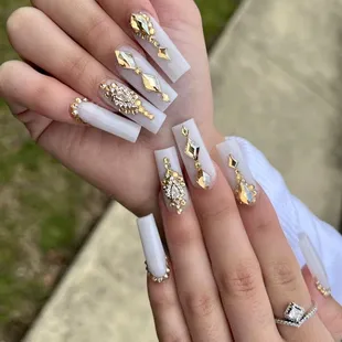 Experience Unforgettable Designs at Nailology Nails &amp; Spa! Phone: (559) 299 2141. Address: 645 Shaw Ave, Clovis, CA 93612.