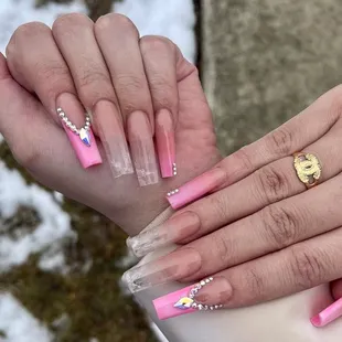 Experience Unforgettable Designs at Nailology Nails &amp; Spa! Phone: (559) 299 2141. Address: 645 Shaw Ave, Clovis, CA 93612.