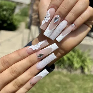 Experience Unforgettable Designs at Nailology Nails &amp; Spa! Phone: (559) 299 2141. Address: 645 Shaw Ave, Clovis, CA 93612.